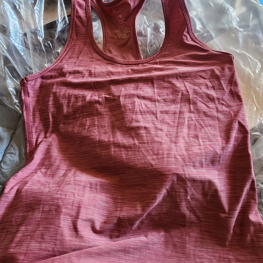 NWT - Athletic Works Basic Tank - Pink , Size Small